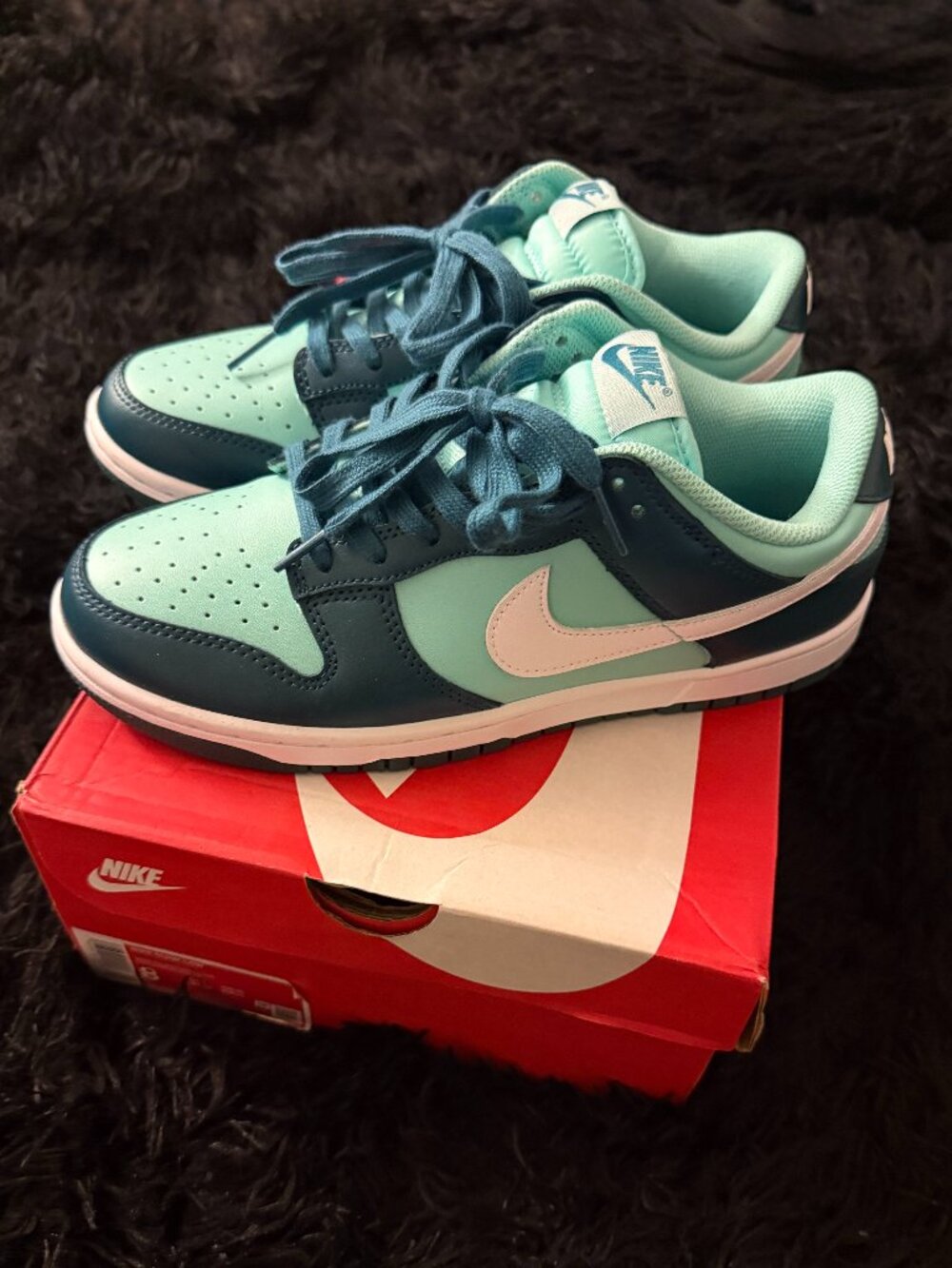 Nike Dunk Low Color: Teal/White/Emerald Size: 7.5